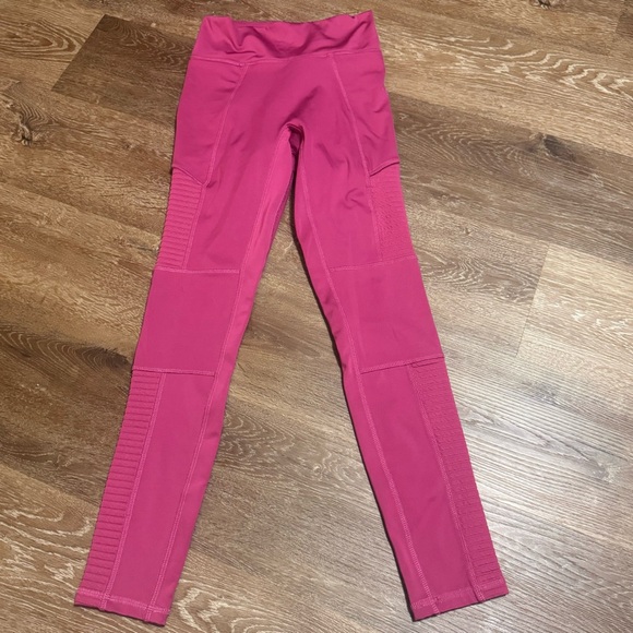 Fabletics Motion365+ High-Waisted Moto Legging - Picture 5 of 8